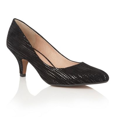 Black leather 'Dandelion' pointed toe courts